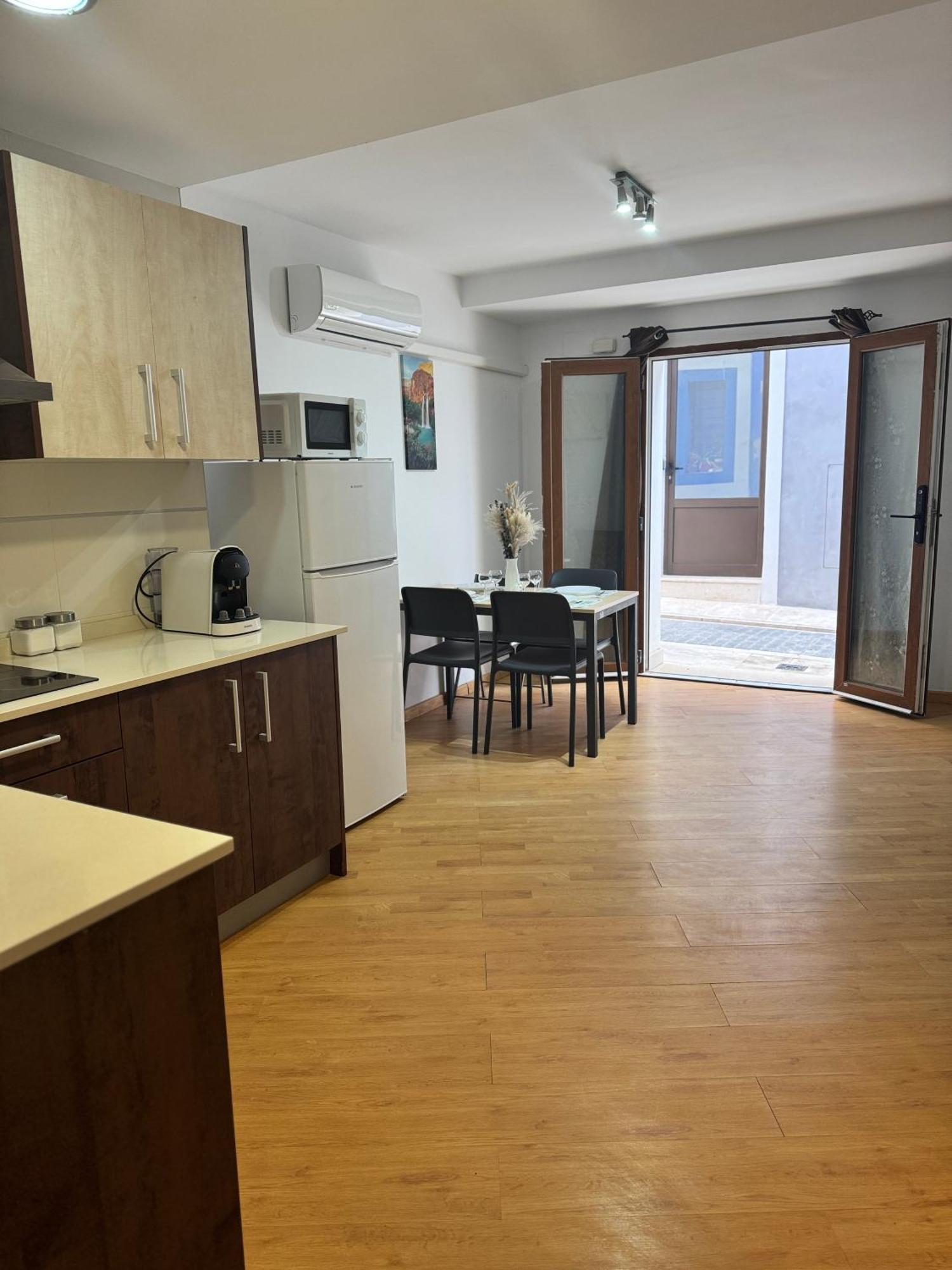 Wave Apartments Вильяхойоса Экстерьер фото