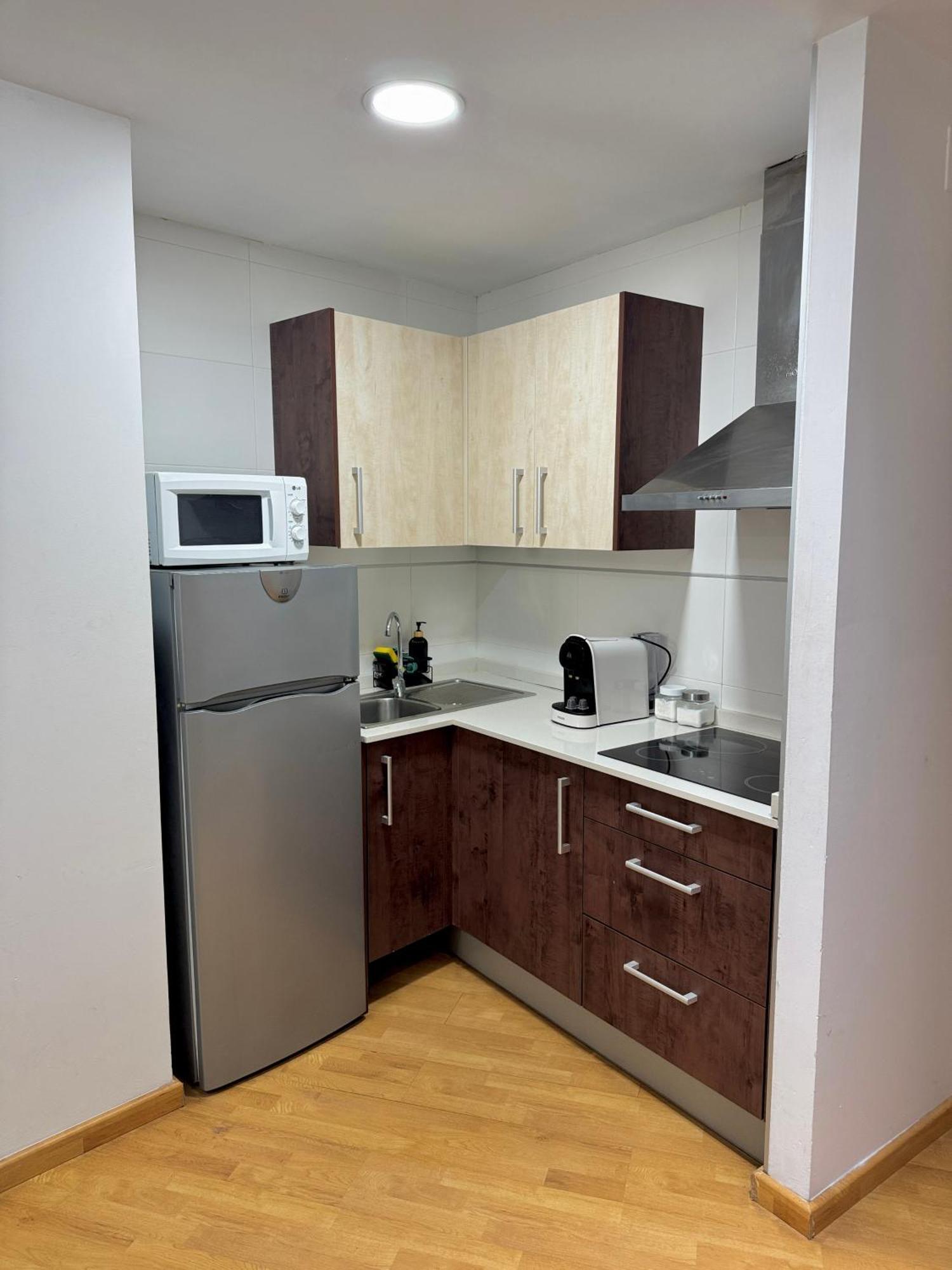 Wave Apartments Вильяхойоса Экстерьер фото