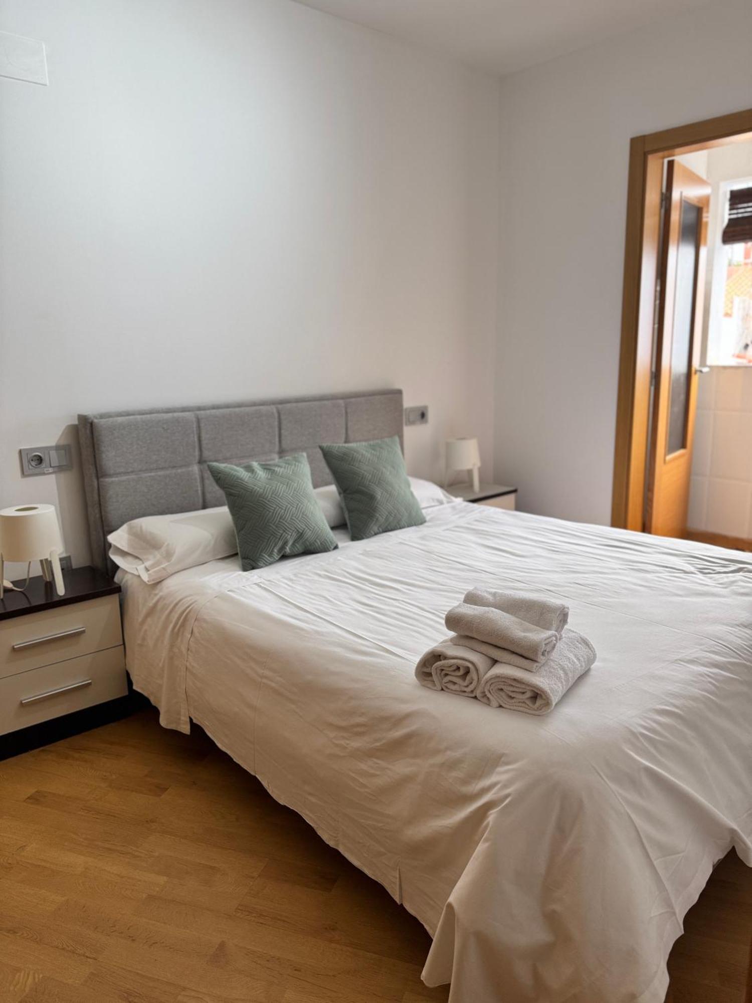 Wave Apartments Вильяхойоса Экстерьер фото