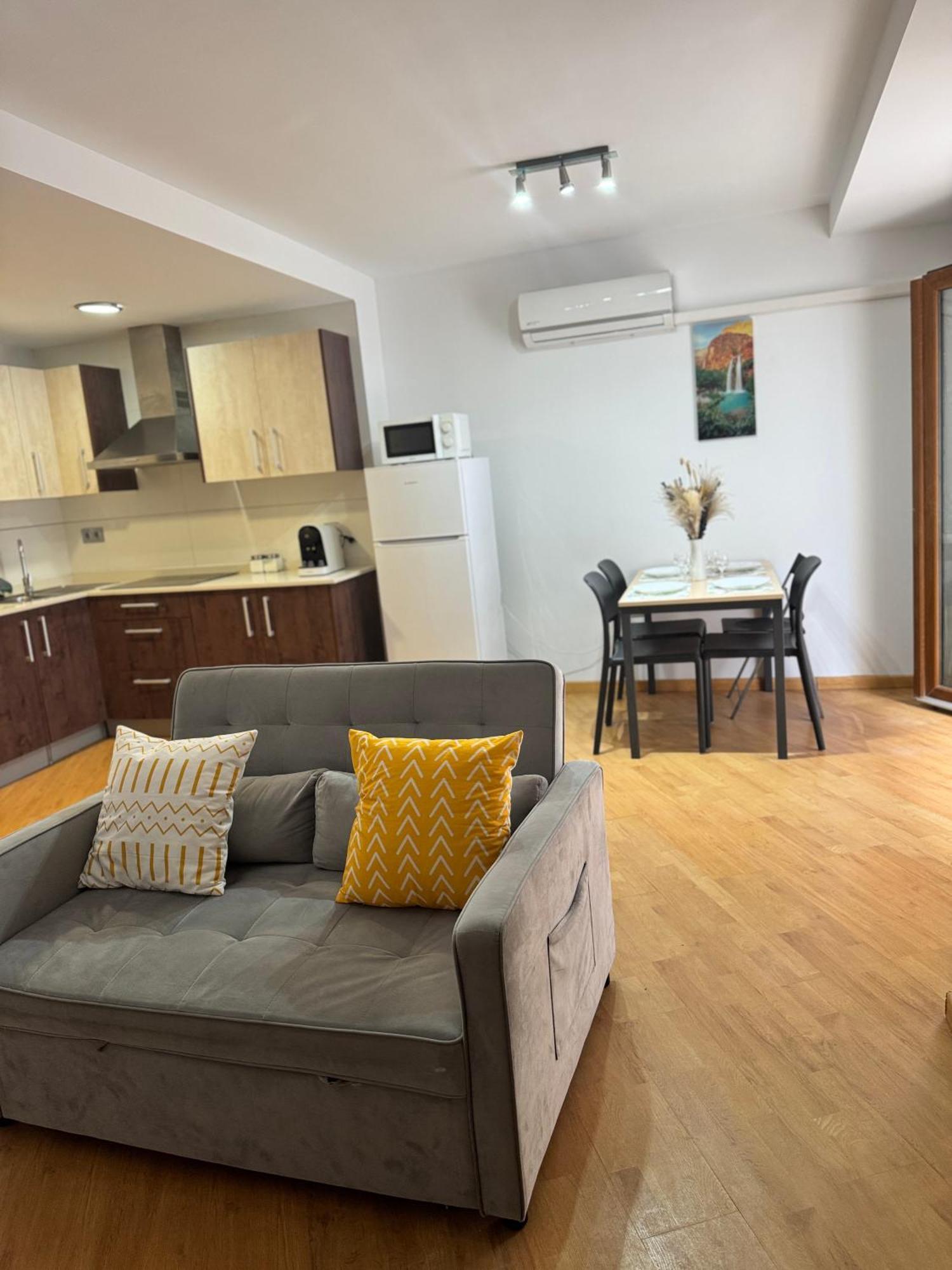 Wave Apartments Вильяхойоса Экстерьер фото